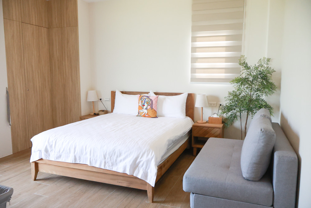 宜蘭三星寵物友善民宿｜根本家民宿。宜蘭包棟民宿、獨棟農舍、大草皮  小K咖啡民宿