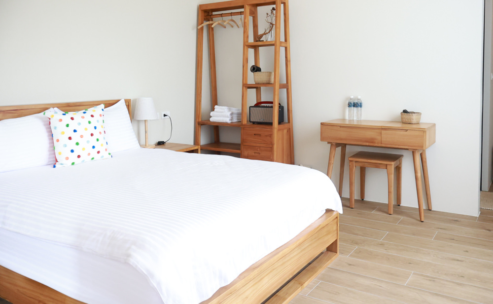 宜蘭三星寵物友善民宿｜根本家民宿。宜蘭包棟民宿、獨棟農舍、大草皮  小K咖啡民宿