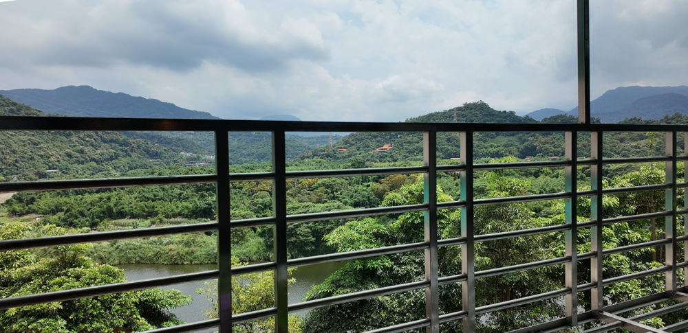 新北新店美食|桑ㄛ咖啡 Sang Ou Cafe。寵物友善、新店景觀餐廳、隱身巷弄中的療癒咖啡廳、新店碧潭早午餐 - 第14張圖 新北新店美食|桑ㄛ咖啡 Sang Ou Cafe。寵物友善、新店景觀餐廳、隱身巷弄中的療癒咖啡廳、新店碧潭早午餐