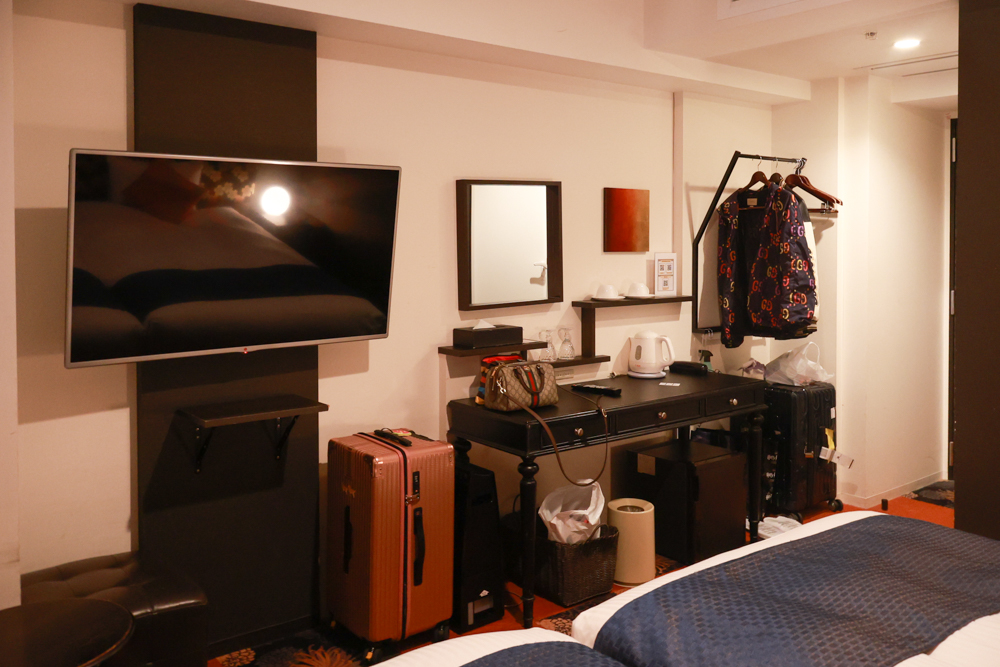 東京池袋住宿｜池袋站百夫長飯店 Centurion Hotel Ikebukuro。JR池袋站東口三分鐘、Denny’s早餐