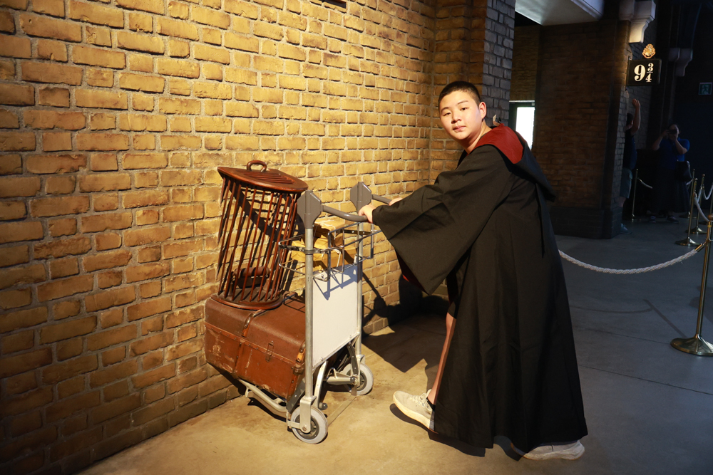東京華納兄弟哈利波特影城全攻略｜東京波特影城門票、交通、設施場景、餐廳、法袍魔杖必買商品攻略