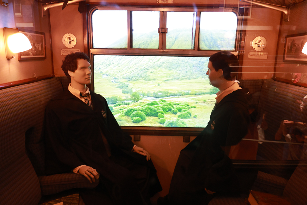 東京華納兄弟哈利波特影城全攻略｜東京波特影城門票、交通、設施場景、餐廳、法袍魔杖必買商品攻略