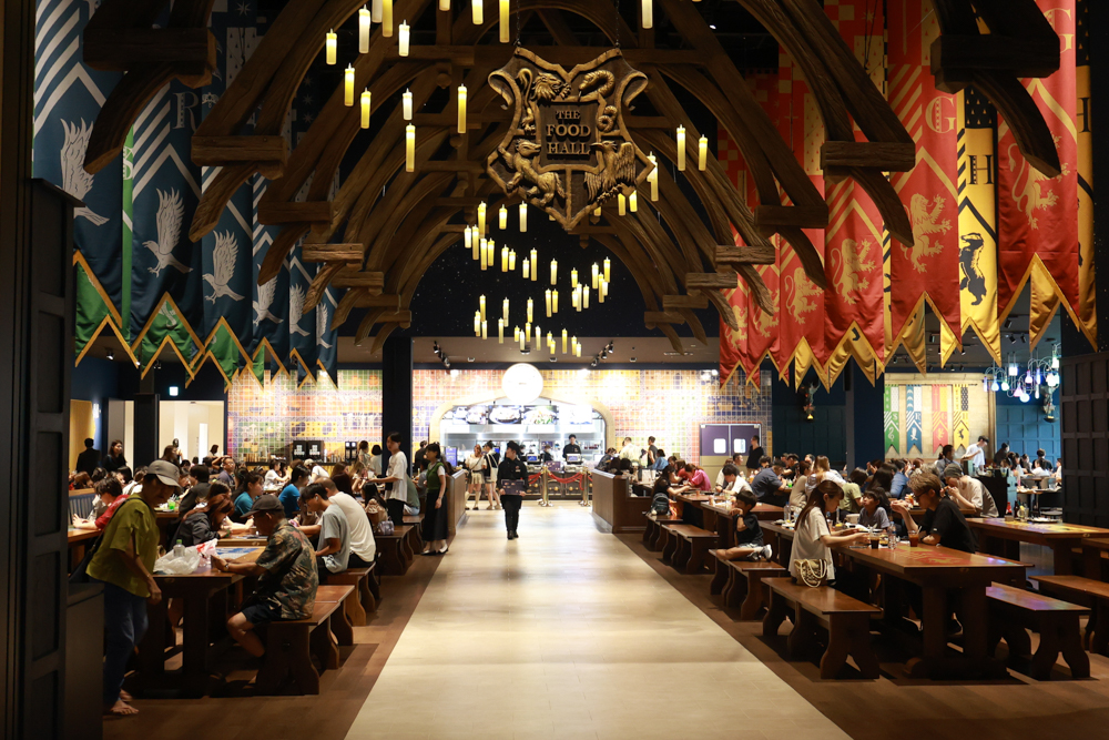 東京華納兄弟哈利波特影城全攻略｜東京波特影城門票、交通、設施場景、餐廳、法袍魔杖必買商品攻略