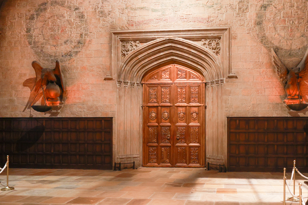 東京華納兄弟哈利波特影城全攻略｜東京波特影城門票、交通、設施場景、餐廳、法袍魔杖必買商品攻略