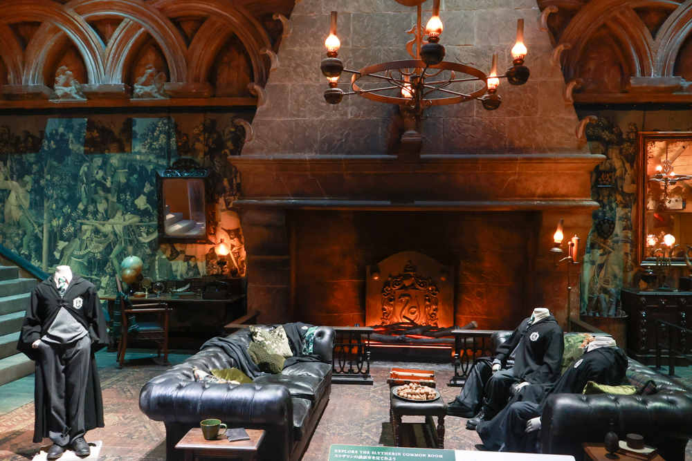 東京華納兄弟哈利波特影城全攻略｜東京波特影城門票、交通、設施場景、餐廳、法袍魔杖必買商品攻略