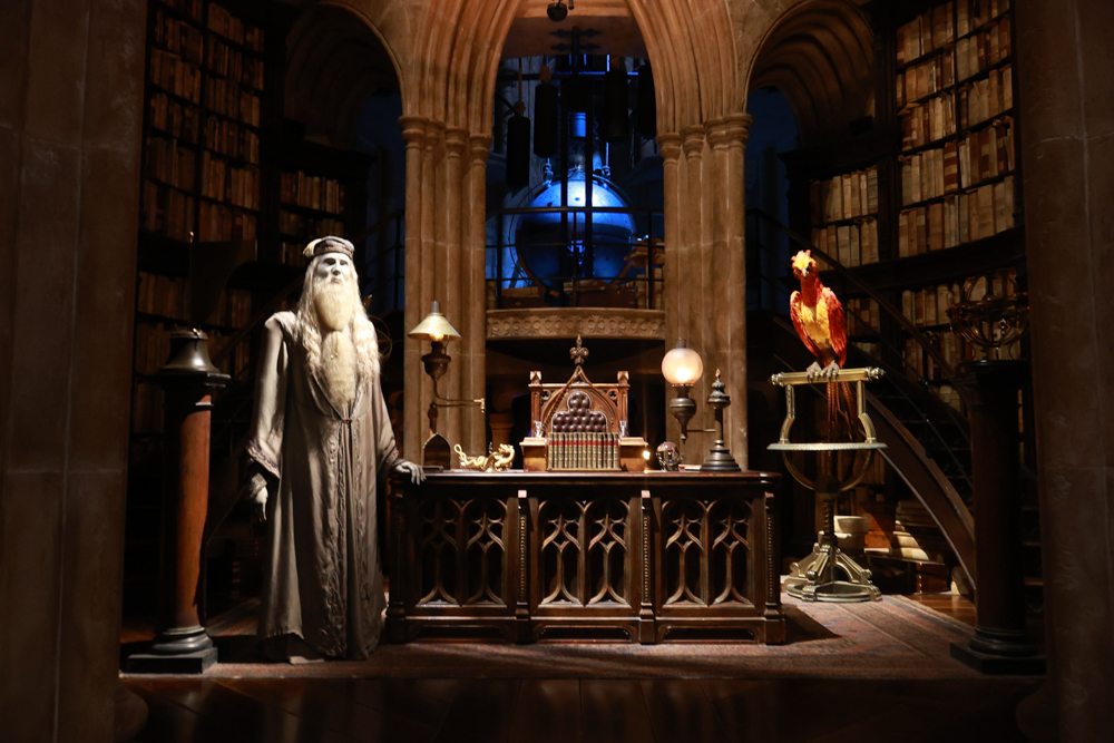 東京華納兄弟哈利波特影城全攻略｜東京波特影城門票、交通、設施場景、餐廳、法袍魔杖必買商品攻略