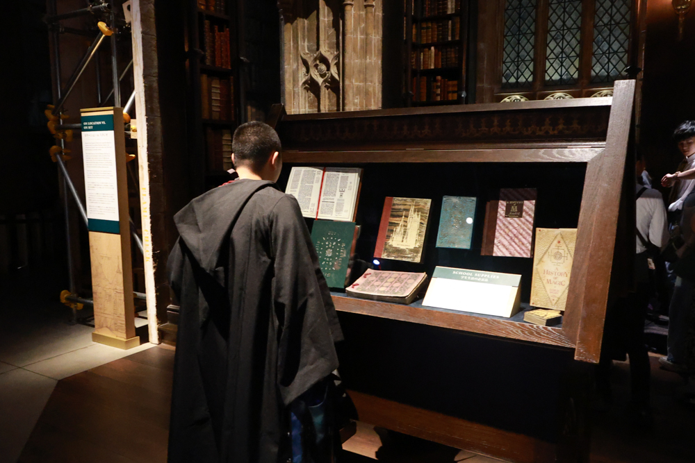 東京華納兄弟哈利波特影城全攻略｜東京波特影城門票、交通、設施場景、餐廳、法袍魔杖必買商品攻略