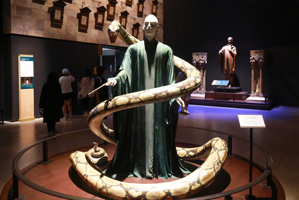 東京華納兄弟哈利波特影城全攻略｜東京波特影城門票、交通、設施場景、餐廳、法袍魔杖必買商品攻略