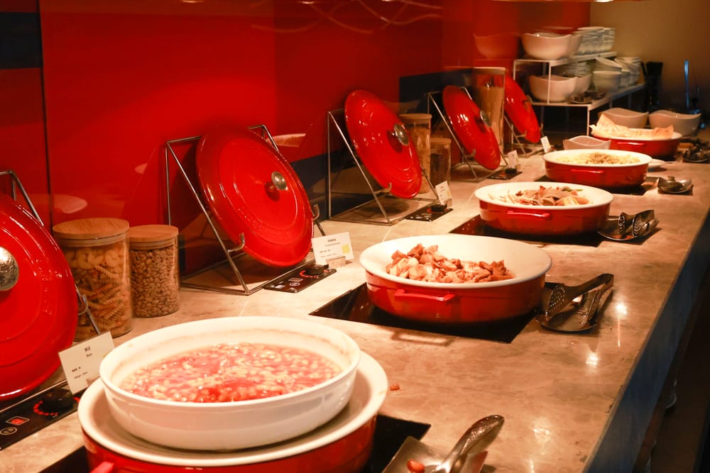 台北北投雅樂軒酒店 Aloft Taipei Beitou｜寵物友善主題房型、聚聚樂Nook 餐廳、W XYZ Bar酒吧、台北寵物友善旅宿