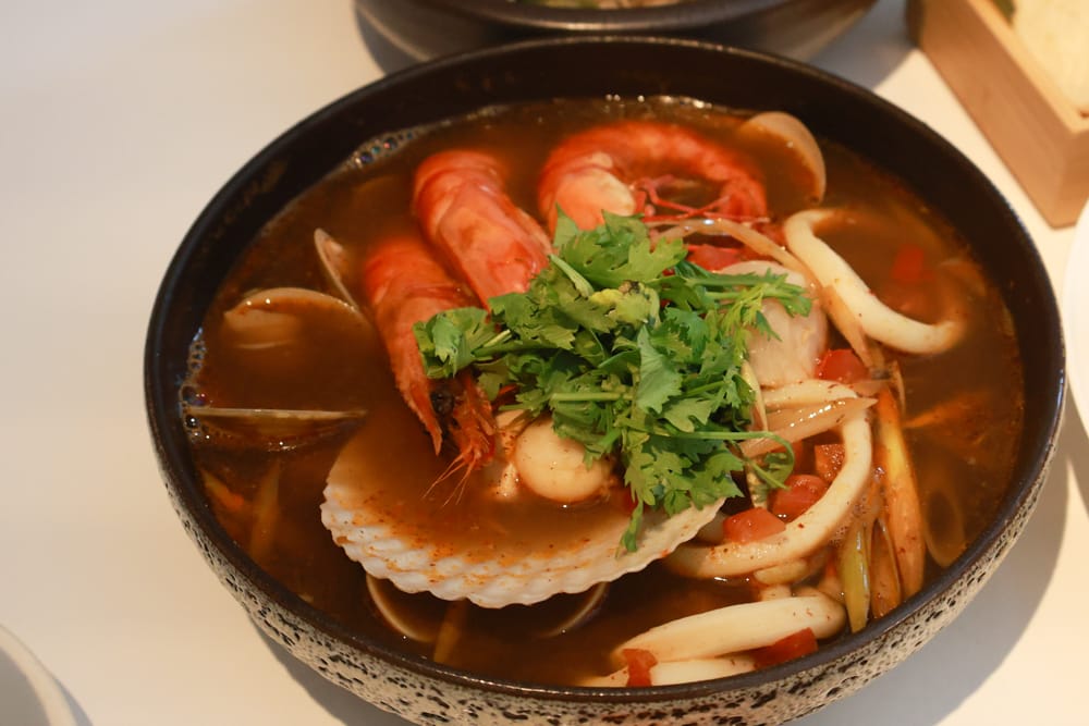 台北北投雅樂軒酒店 Aloft Taipei Beitou｜寵物友善主題房型、聚聚樂Nook 餐廳、W XYZ Bar酒吧、台北寵物友善旅宿