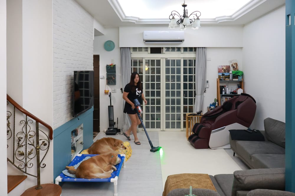 東元綠光顯塵吸塵器 XJ2501CB。光學顯塵科技、毛髮灰塵無所遁形、寵物家庭打掃神器、清潔地板超easy!! - 第17張圖 東元綠光顯塵吸塵器 XJ2501CB。光學顯塵科技、毛髮灰塵無所遁形、寵物家庭打掃神器、清潔地板超easy!!