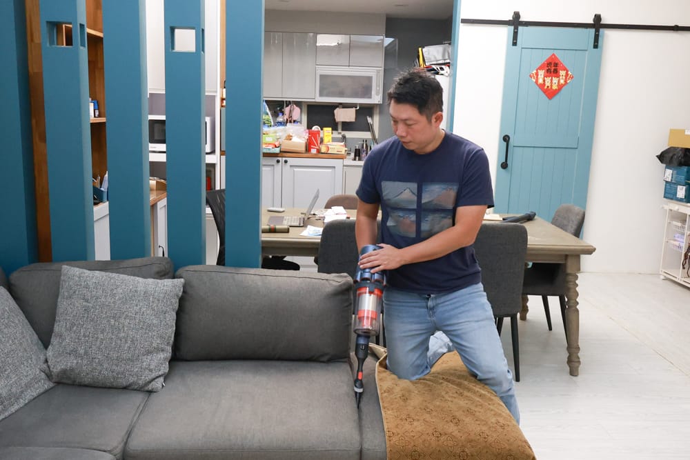 東元綠光顯塵吸塵器 XJ2501CB。光學顯塵科技、毛髮灰塵無所遁形、寵物家庭打掃神器、清潔地板超easy!! - 第23張圖 東元綠光顯塵吸塵器 XJ2501CB。光學顯塵科技、毛髮灰塵無所遁形、寵物家庭打掃神器、清潔地板超easy!!