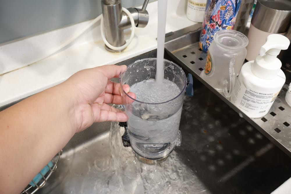 東元綠光顯塵吸塵器 XJ2501CB。光學顯塵科技、毛髮灰塵無所遁形、寵物家庭打掃神器、清潔地板超easy!! - 第32張圖 東元綠光顯塵吸塵器 XJ2501CB。光學顯塵科技、毛髮灰塵無所遁形、寵物家庭打掃神器、清潔地板超easy!!