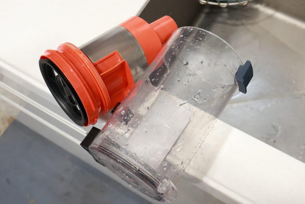 東元綠光顯塵吸塵器 XJ2501CB。光學顯塵科技、毛髮灰塵無所遁形、寵物家庭打掃神器、清潔地板超easy!! - 第33張圖 東元綠光顯塵吸塵器 XJ2501CB。光學顯塵科技、毛髮灰塵無所遁形、寵物家庭打掃神器、清潔地板超easy!!