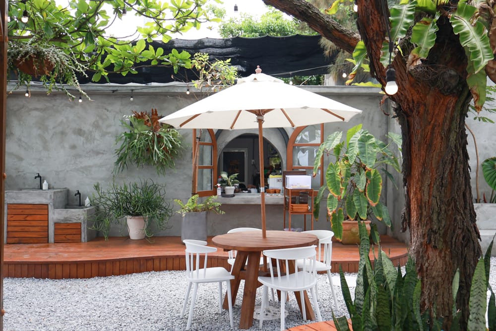 花蓮美食|山下陳涼。精緻泰式料理、峇里島風海景餐廳、庭院用餐區可以攜帶寵物、東南亞特色料理 - 第9張圖 花蓮美食|山下陳涼。精緻泰式料理、峇里島風海景餐廳、庭院用餐區可以攜帶寵物、東南亞特色料理