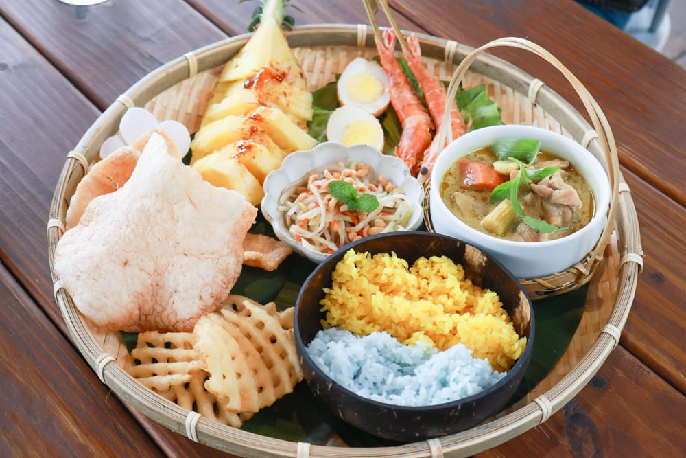 花蓮美食|山下陳涼。精緻泰式料理、峇里島風海景餐廳、庭院用餐區可以攜帶寵物、東南亞特色料理 - 第16張圖 花蓮美食|山下陳涼。精緻泰式料理、峇里島風海景餐廳、庭院用餐區可以攜帶寵物、東南亞特色料理