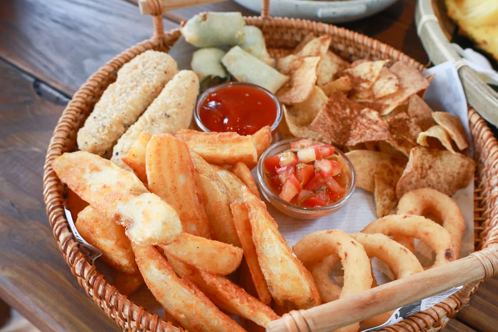 花蓮美食|山下陳涼。精緻泰式料理、峇里島風海景餐廳、庭院用餐區可以攜帶寵物、東南亞特色料理 - 第20張圖 花蓮美食|山下陳涼。精緻泰式料理、峇里島風海景餐廳、庭院用餐區可以攜帶寵物、東南亞特色料理
