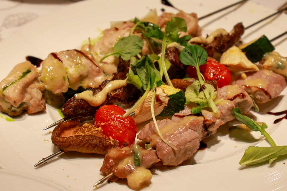 台北士林美食｜阿緹卡Pizza專賣店Antica58。陽明山美軍宿舍餐廳、寵物友善餐廳、草山小鎮、羅馬方形披薩