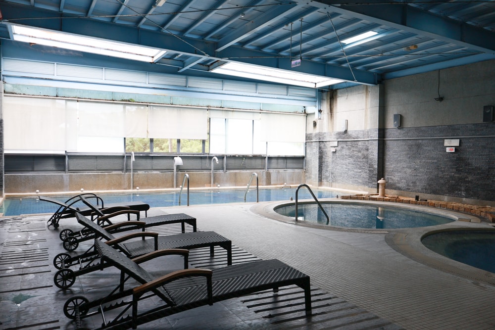 台中日光溫泉會館｜台中親子溫泉飯店首選。兒童遊戲室、溫水游泳池、SPA大眾溫泉池、露天風呂、親子客房