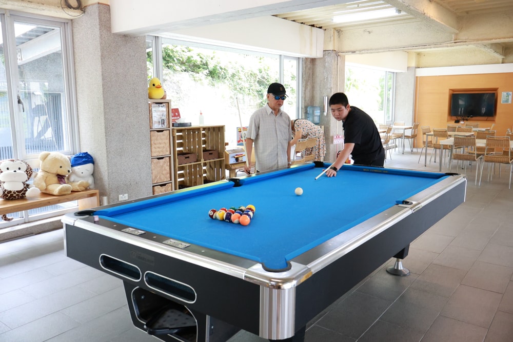 台中日光溫泉會館｜台中親子溫泉飯店首選。兒童遊戲室、溫水游泳池、SPA大眾溫泉池、露天風呂、親子客房