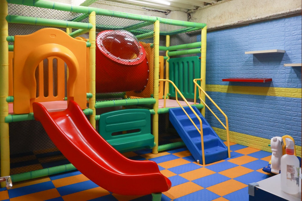 台中日光溫泉會館｜台中親子溫泉飯店首選。兒童遊戲室、溫水游泳池、SPA大眾溫泉池、露天風呂、親子客房