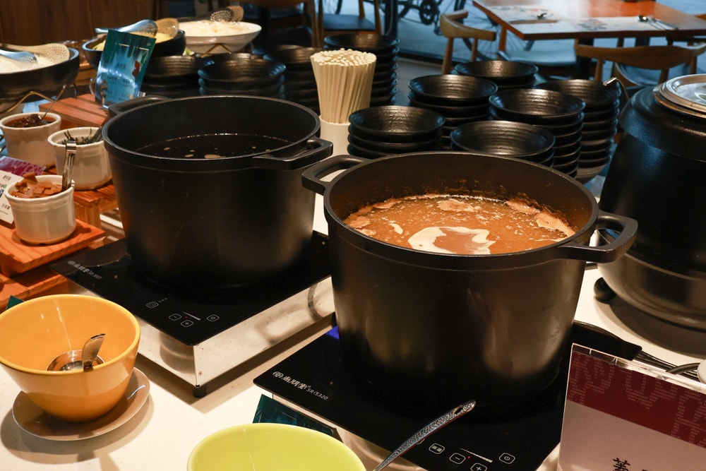 台中日光溫泉會館｜台中親子溫泉飯店首選。兒童遊戲室、溫水游泳池、SPA大眾溫泉池、露天風呂、親子客房