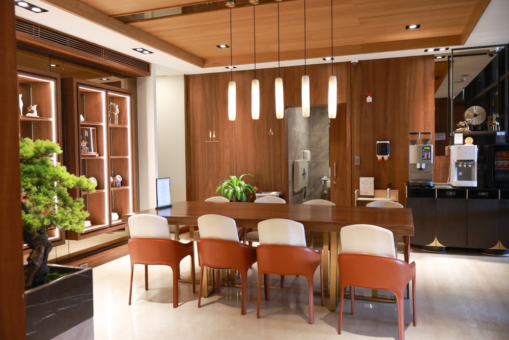 彰化鹿港澄悦酒店 Euphoria Hotel。鹿港最高景觀酒店。走路直達鹿港老街、鹿港小吃早餐吃到飽！