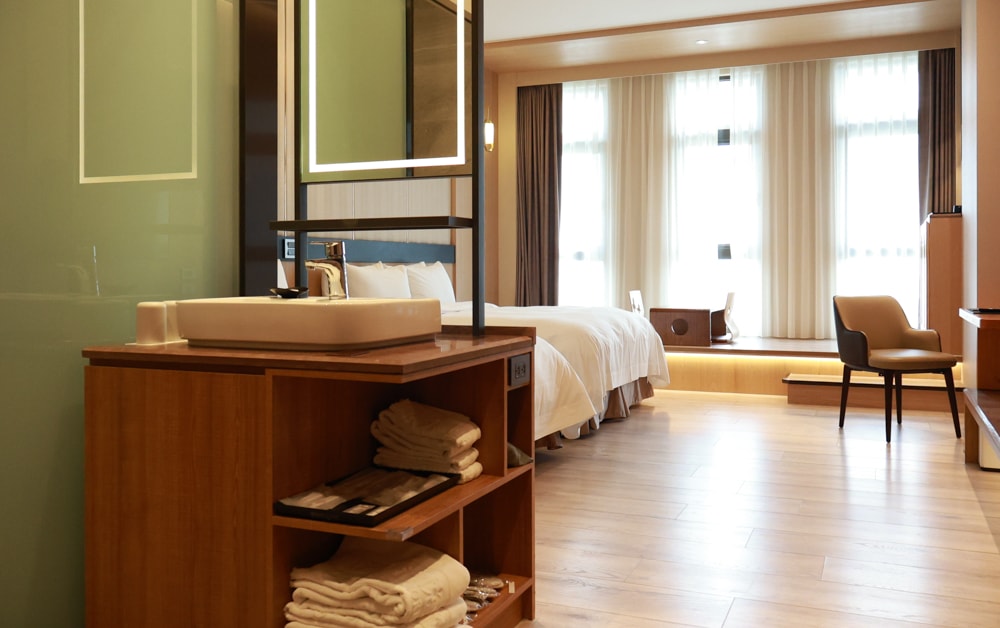 彰化鹿港澄悦酒店 Euphoria Hotel。鹿港最高景觀酒店。走路直達鹿港老街、鹿港小吃早餐吃到飽！