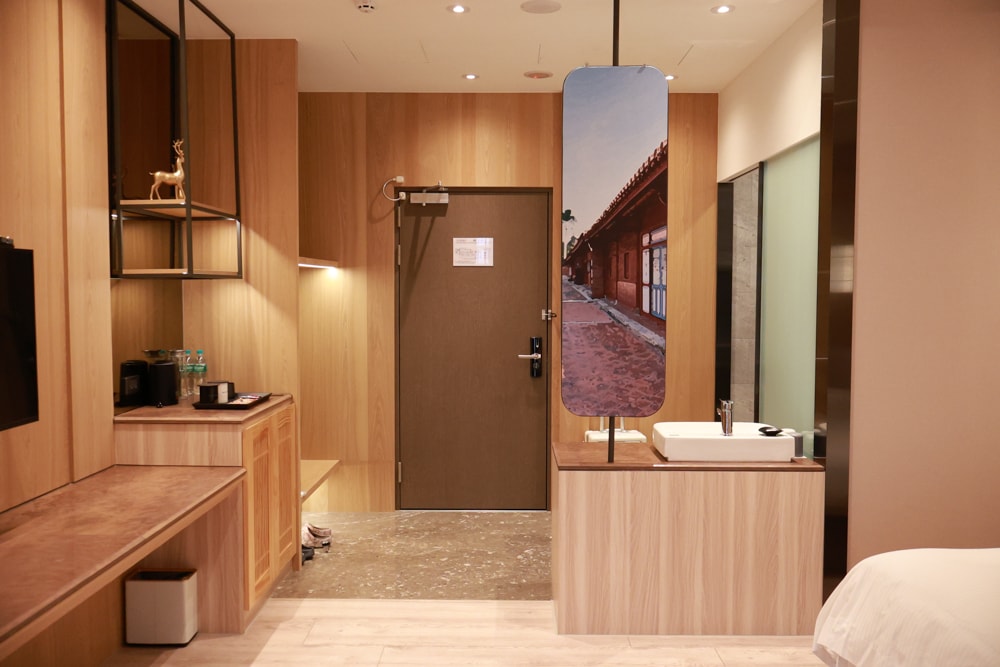 彰化鹿港澄悦酒店 Euphoria Hotel。鹿港最高景觀酒店。走路直達鹿港老街、鹿港小吃早餐吃到飽！