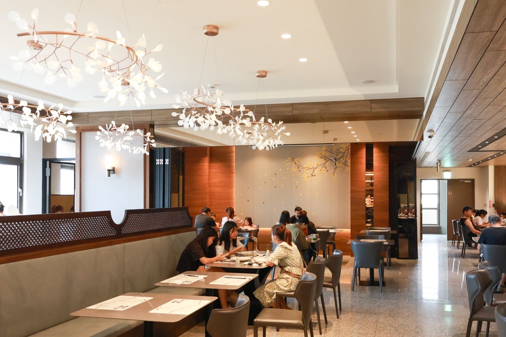 彰化鹿港澄悦酒店 Euphoria Hotel。鹿港最高景觀酒店。走路直達鹿港老街、鹿港小吃早餐吃到飽！