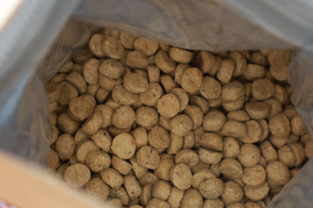加拿大Carna4卡娜芙狗糧|顛覆想像的天然低溫烘培飼料、沒有你看不懂的成分、替代生食凍乾首選、狗飼料、犬糧 - 第13張圖 加拿大Carna4卡娜芙狗糧|顛覆想像的天然低溫烘培飼料、沒有你看不懂的成分、替代生食凍乾首選、狗飼料、犬糧