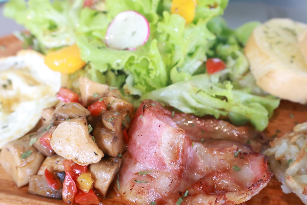 台北信義區美食｜生活域所A Living Labb。老屋複合式咖啡廳、澳式早午餐、寵物友善餐廳