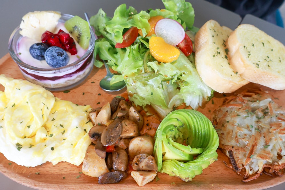 台北信義區美食｜生活域所A Living Labb。老屋複合式咖啡廳、澳式早午餐、寵物友善餐廳