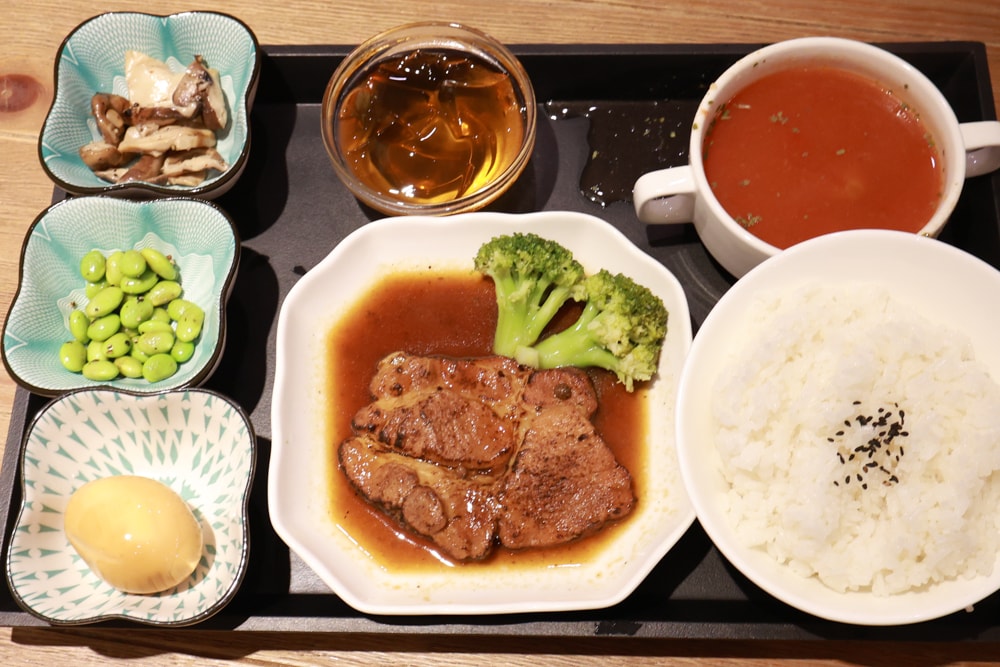 宜蘭冬山天ㄟ露營車|寵物友善露營車、宜蘭梅花湖景第一排、一泊三食、2023全新裝潢 - 第34張圖 宜蘭冬山天ㄟ露營車|寵物友善露營車、宜蘭梅花湖景第一排、一泊三食、2023全新裝潢