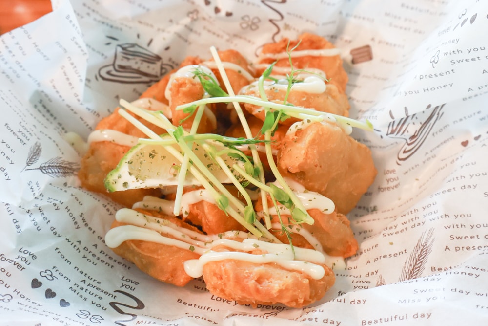 宜蘭壯圍美食｜芒草café 。芒草咖啡、寵物友善餐廳、網美咖啡廳、壯圍沙丘旅遊服務園區