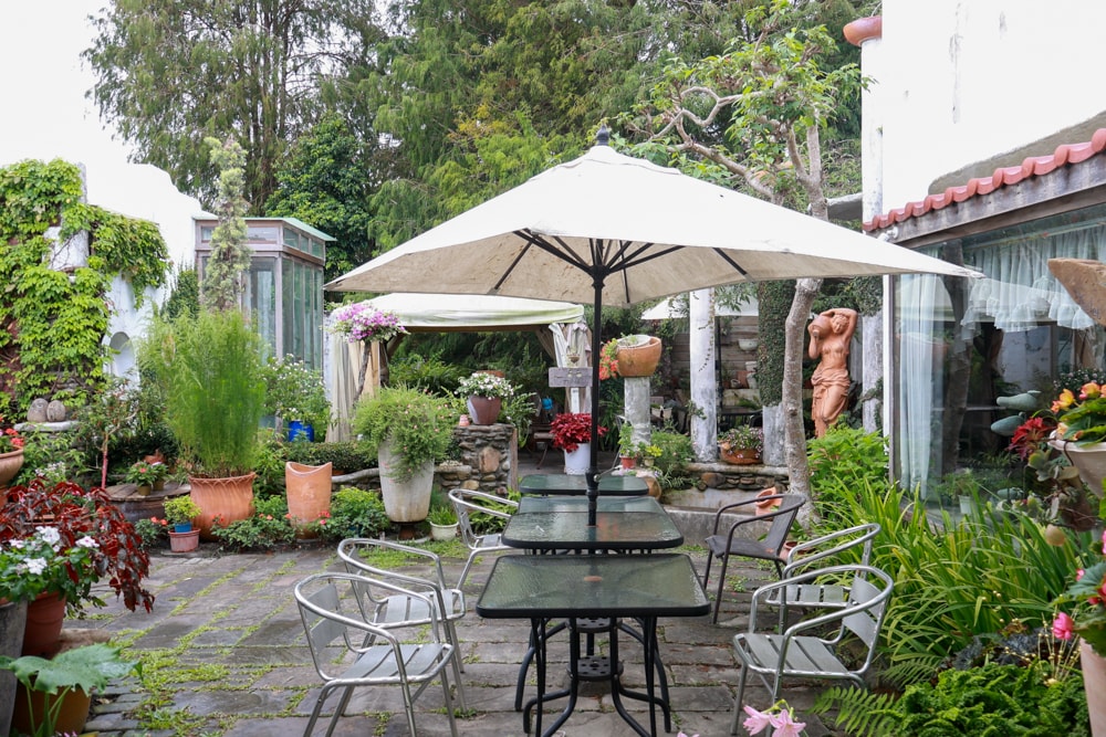 彰化田尾｜綠海咖啡館。寵物友善餐廳、彰化田尾景觀餐廳、花園餐廳、下午茶、異國美食、秘境咖啡廳