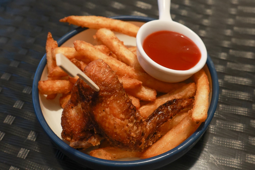 彰化北斗｜哈比雪兒景觀餐廳。寵物友善餐廳、親子餐廳、露營風、親子溜滑梯、小火車、大草皮