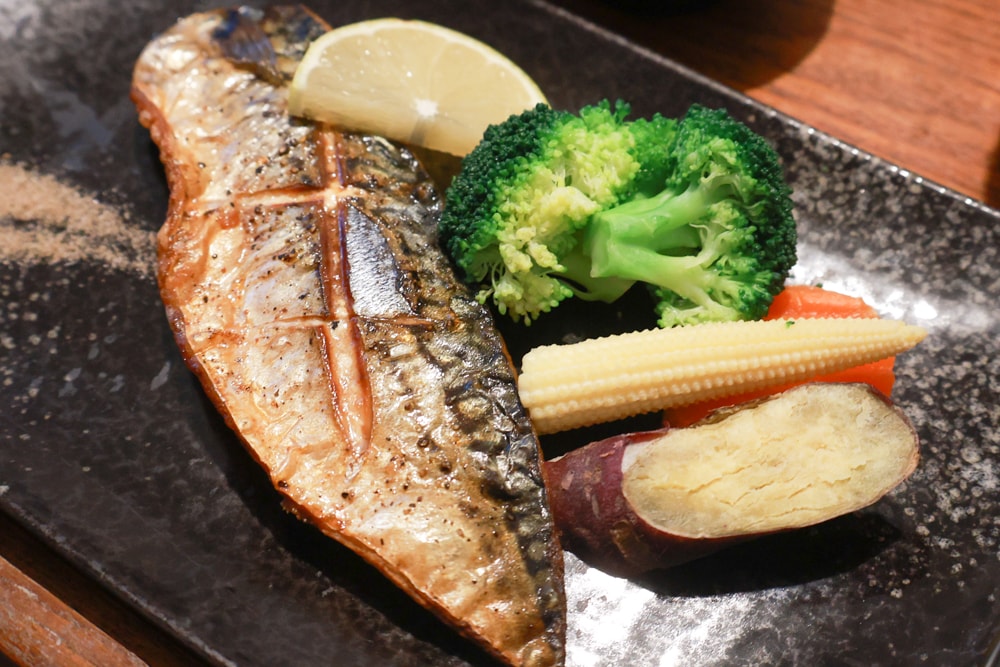 彰化北斗｜哈比雪兒景觀餐廳。寵物友善餐廳、親子餐廳、露營風、親子溜滑梯、小火車、大草皮