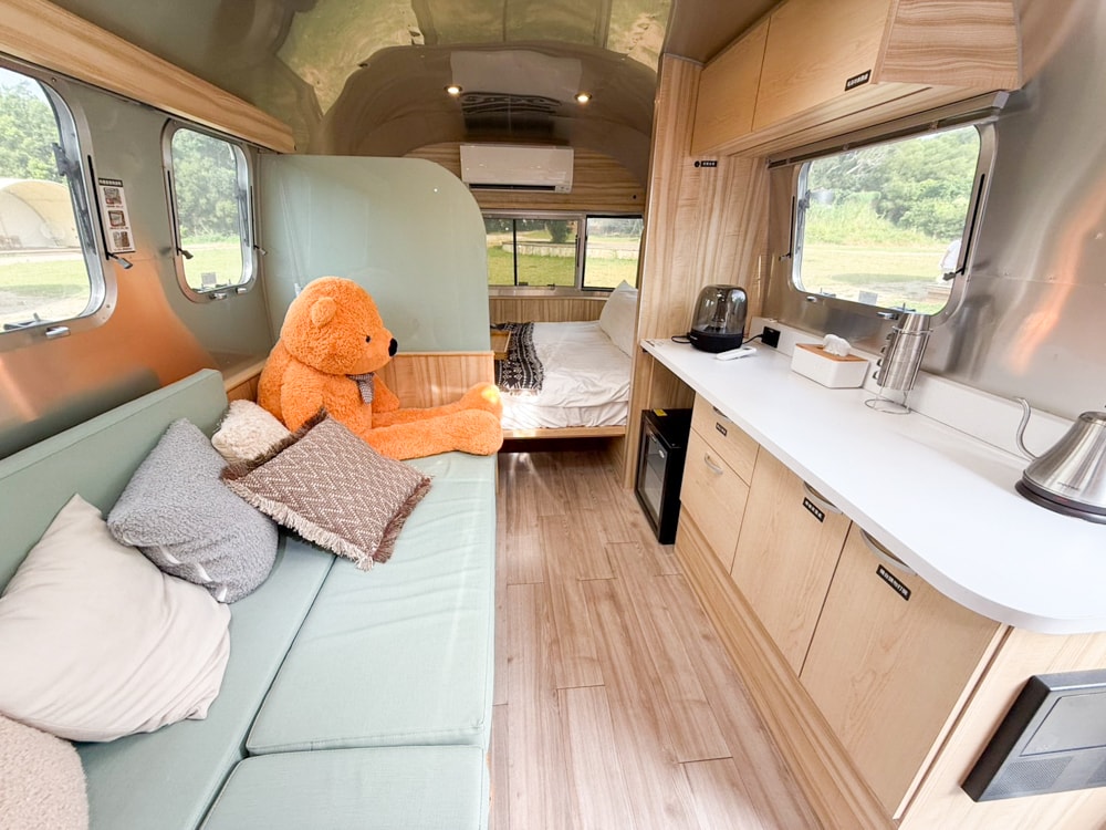 森渼原ALIVE Glamping Base｜台中豪華露營、寵物友善奢華露營、露營車、懶人露營、免裝備免搭帳、一泊三食