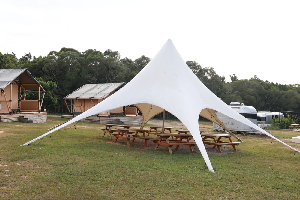 森渼原ALIVE Glamping Base｜台中豪華露營、寵物友善奢華露營、露營車、懶人露營、免裝備免搭帳、一泊三食