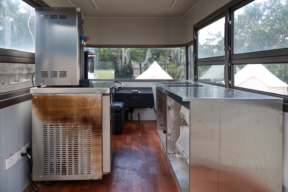森渼原ALIVE Glamping Base｜台中豪華露營、寵物友善奢華露營、露營車、懶人露營、免裝備免搭帳、一泊三食