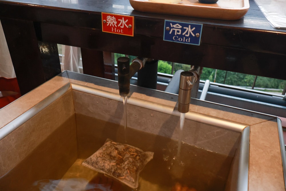 嘉義清豐濤月景觀餐廳|養生足湯泡腳、寵物友善餐廳、嘉義台版神隱少女湯屋、石頭火鍋 - 第11張圖 嘉義清豐濤月景觀餐廳|養生足湯泡腳、寵物友善餐廳、嘉義台版神隱少女湯屋、石頭火鍋
