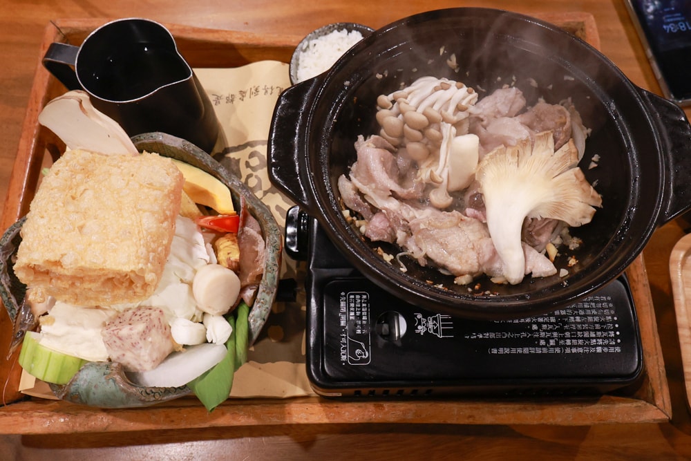 嘉義清豐濤月景觀餐廳|養生足湯泡腳、寵物友善餐廳、嘉義台版神隱少女湯屋、石頭火鍋 - 第19張圖 嘉義清豐濤月景觀餐廳|養生足湯泡腳、寵物友善餐廳、嘉義台版神隱少女湯屋、石頭火鍋