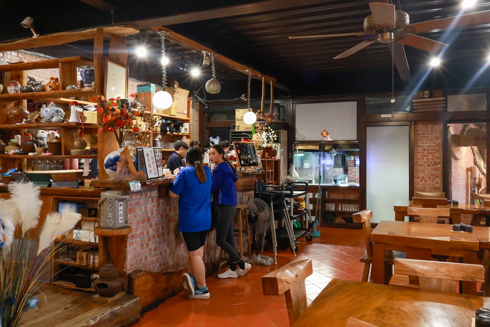 嘉義清豐濤月景觀餐廳|養生足湯泡腳、寵物友善餐廳、嘉義台版神隱少女湯屋、石頭火鍋 - 第4張圖 嘉義清豐濤月景觀餐廳|養生足湯泡腳、寵物友善餐廳、嘉義台版神隱少女湯屋、石頭火鍋