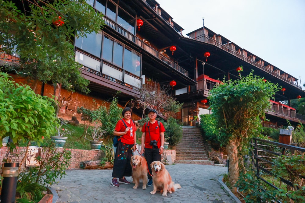 嘉義清豐濤月景觀餐廳|養生足湯泡腳、寵物友善餐廳、嘉義台版神隱少女湯屋、石頭火鍋 - 第2張圖 嘉義清豐濤月景觀餐廳|養生足湯泡腳、寵物友善餐廳、嘉義台版神隱少女湯屋、石頭火鍋