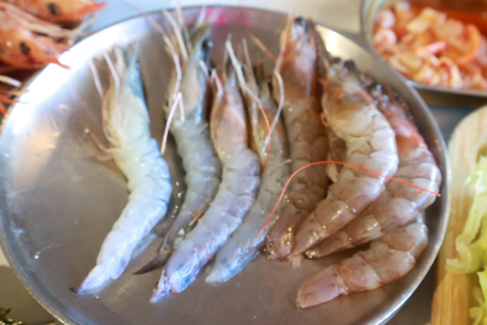 燒肉吉室 宜蘭燒肉吃到飽｜宜蘭寵物友善餐廳、狗狗鮮食餐吃到飽、炭火燒烤、桌邊撥蝦服務