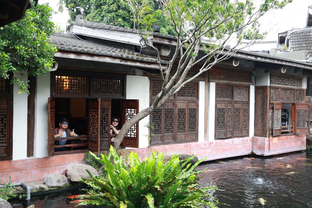 嘉義竹居茶樓｜嘉義美食、嘉義寵物友善餐廳、港式飲茶、江南古都秘境景觀餐廳、早午餐