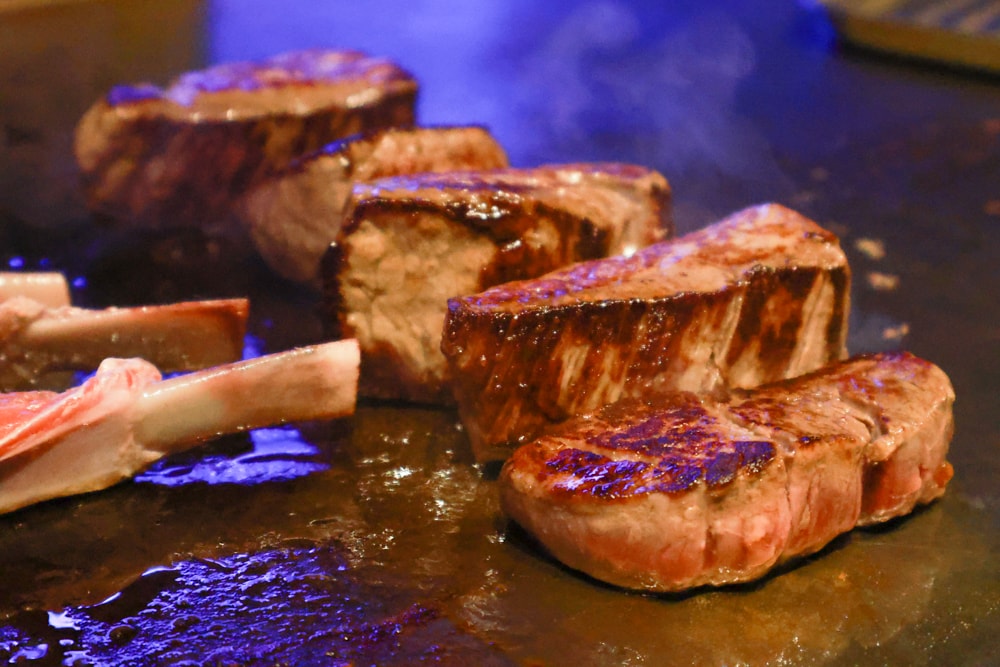 織田信長無菜單手作料理｜桃園中壢美食、無菜單浮誇鐵板燒、十三道海陸饗宴（包場可攜帶寵物）