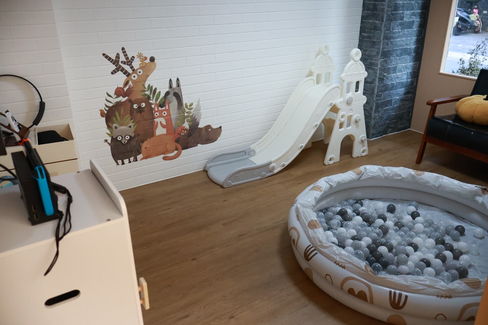 宜蘭礁溪|那裡 bed and breakfast。獨棟簡約輕奢風電梯民宿、寵物友善、渡假私宅、可包棟 - 第10張圖 宜蘭礁溪|那裡 bed and breakfast。獨棟簡約輕奢風電梯民宿、寵物友善、渡假私宅、可包棟