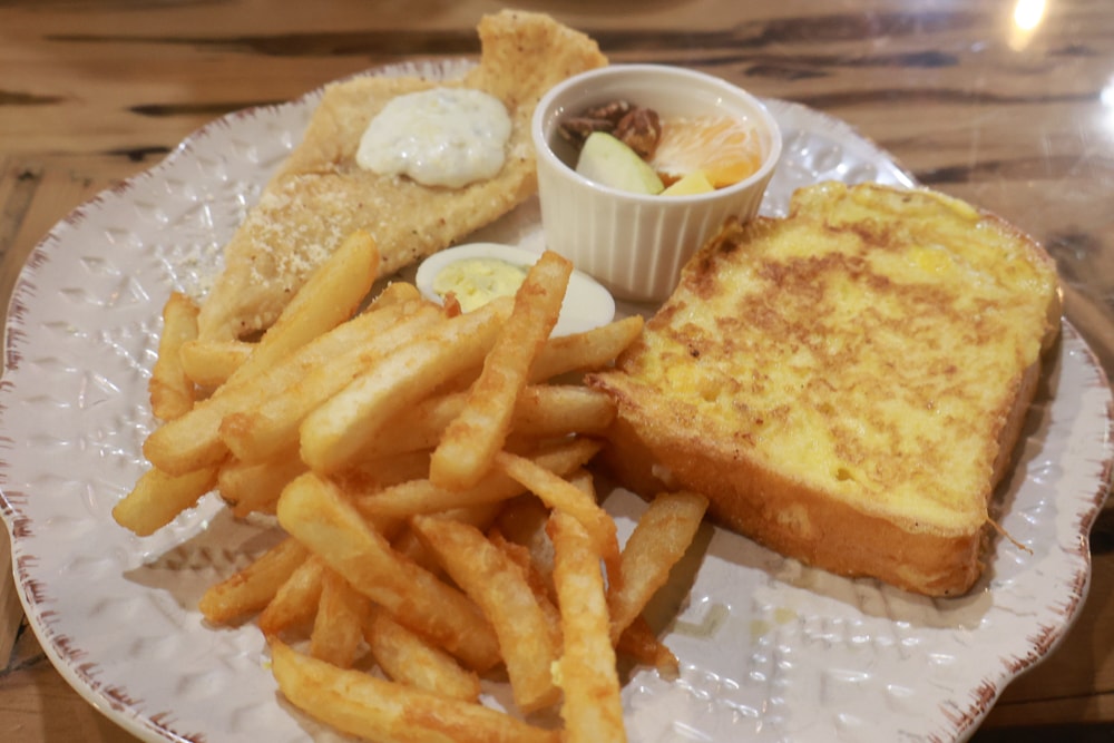 台南南區美食|漫漫弄。鹽埕老宅早午餐、台南寵物友善餐廳、森林系復古餐廳、台南老宅咖啡廳 - 第17張圖 台南南區美食|漫漫弄。鹽埕老宅早午餐、台南寵物友善餐廳、森林系復古餐廳、台南老宅咖啡廳